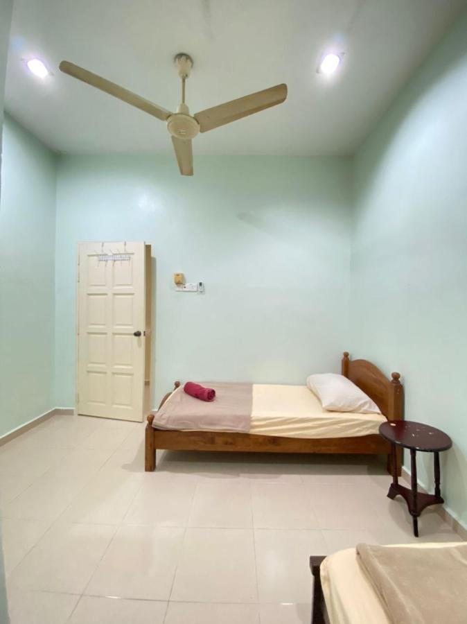 Family Homestay Kuala Terengganu Extérieur photo